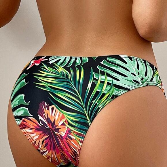 Shein Cheek Tropical Print Bikini Bottom Only Size Medium NWT Hawaiian Beach - Picture 1 of 15